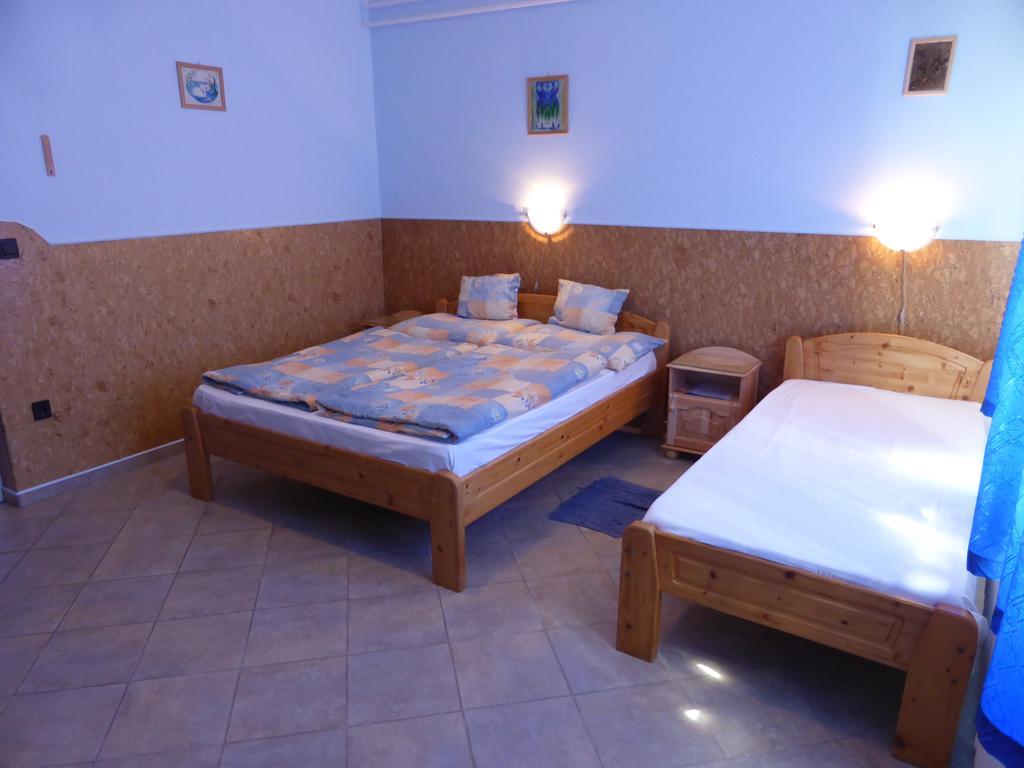 Apartment Napfeny Es Vendeghaz *
